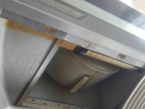 抽油烟机漏油网清洗困难吗？这里有几种有效方法！