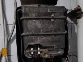 自制清洗热水器的方法（简单又有效的清洗技巧）