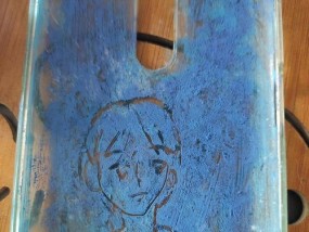 用布料纸制作手机壳的步骤是什么？