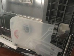 洗碗机烘干主板坏了怎么修（解决洗碗机烘干主板故障的方法与注意事项）