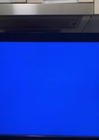 电视蓝屏问题解决方案（消除电视蓝屏的方法及技巧）  第1张