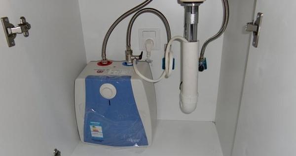 桶装热水器拆开清洗方法（轻松保持热水器清洁）  第1张