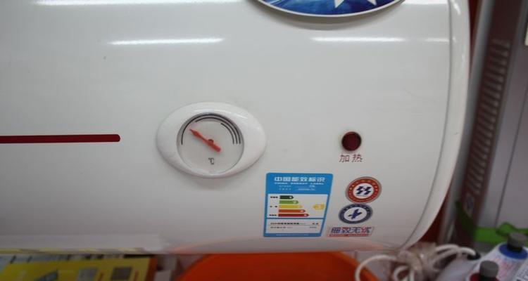 解读热水器E2错误代码的含义及解决方案（深入了解热水器故障E2）  第3张