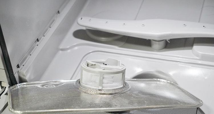 解决洗碗机排水高的问题（有效应对洗碗机排水高的措施）  第2张