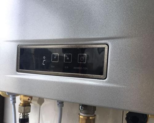 解决春兰热水器显示E8故障的方法（快速排除春兰热水器显示E8故障的技巧）  第2张