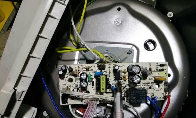 集成灶水箱不出水的原因及解决方法（探究集成灶水箱不出水的可能原因）  第3张