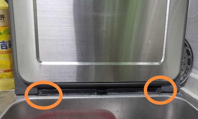 洗碗机的正确使用和清洗方法（打造高效洗碗机清洁体验）  第1张