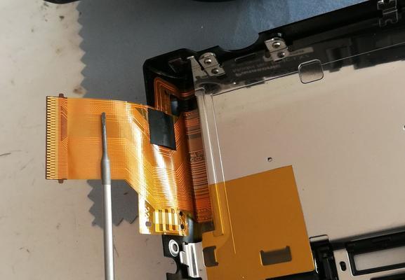 电视机排线出现故障怎么办？修理步骤和注意事项是什么？  第1张