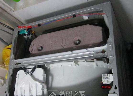 洗衣机排水管堵了怎么办？解决方法大揭秘（西门子洗衣机的排水管堵塞，如何迅速解决？）  第3张