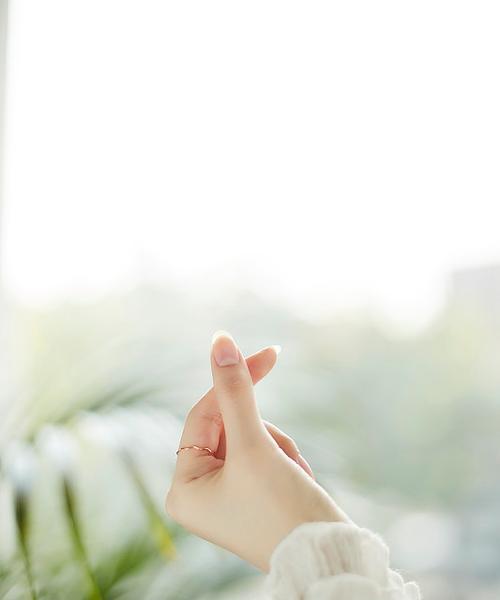 手机拍照比爱心手势如何回复？如何拍出好看的爱心照片？  第3张
