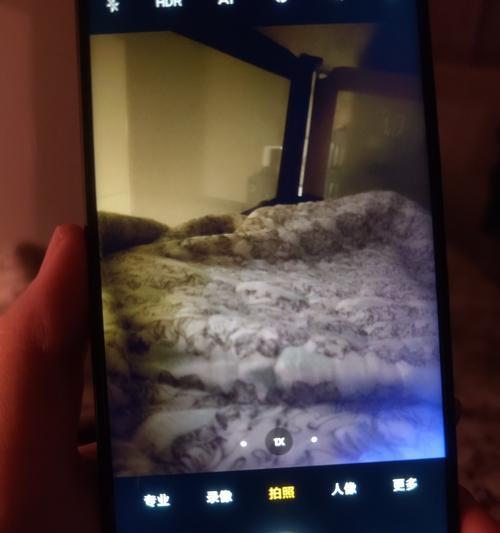 手机摄像头漏电如何处理？是否需要更换摄像头？  第1张