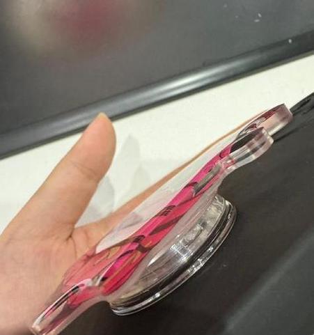 手机上的小支架如何拆卸？有没有简便方法？  第3张
