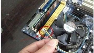 主板风扇的正确关闭方法是什么？  第3张