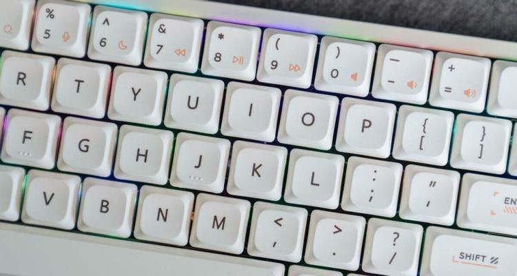 下面由铁制成的键盘叫什么名字？这种键盘有何特别之处？  第3张