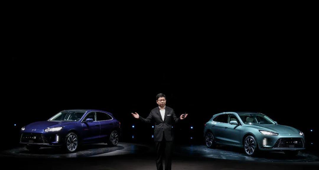 关于华为「实验车」问界M5：有一个好消息，一个坏消息  第1张