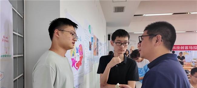 北邮携手红松举办银发科技创客马拉松 产学协同共育适老创新力量  第3张